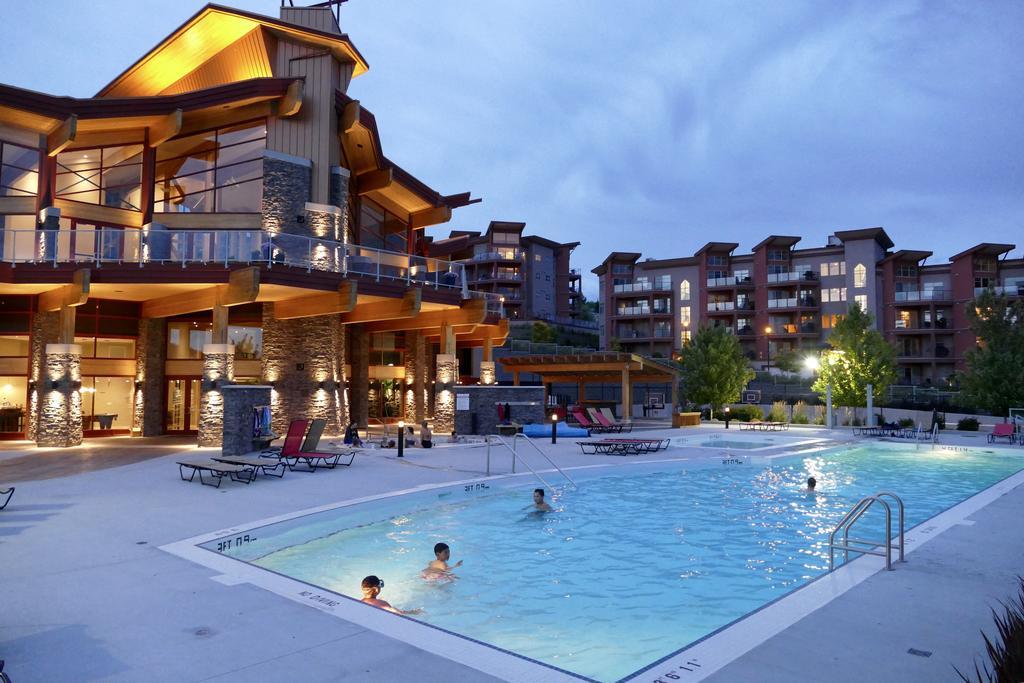 Copper Oasis Lägenhet West Kelowna Exteriör bild
